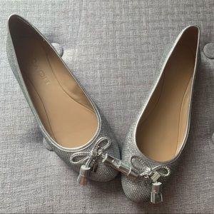 Couch silver sparkly  flats